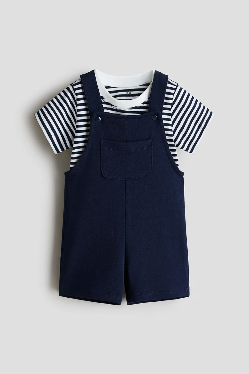 H&M 2-piece T-shirt and dungarees set